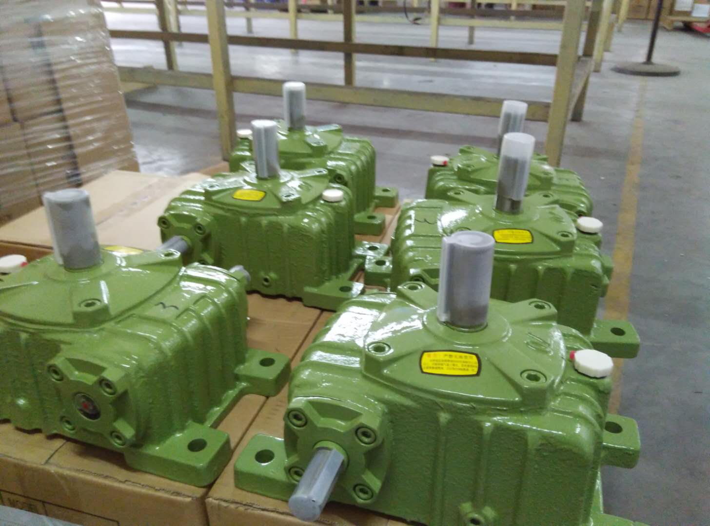 如何選擇合適的蝸輪蝸桿減速機(jī)？